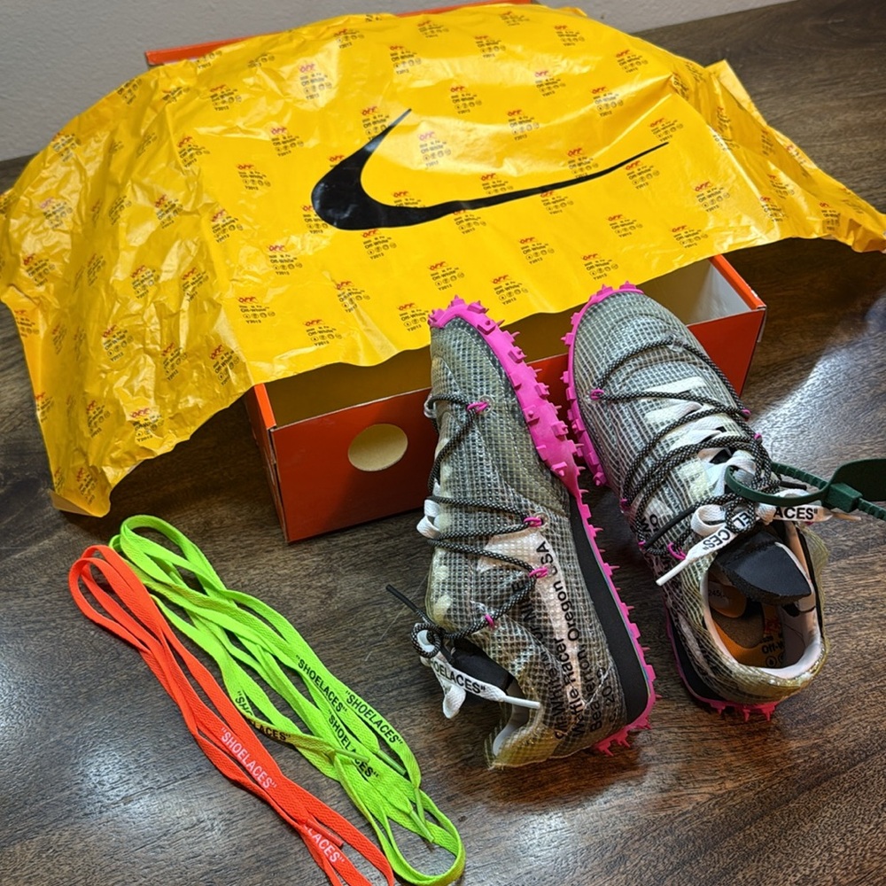 2019 Off-White x Nike Wmns Waffle Racer 'Fuchsia' Size 7.5, worn once